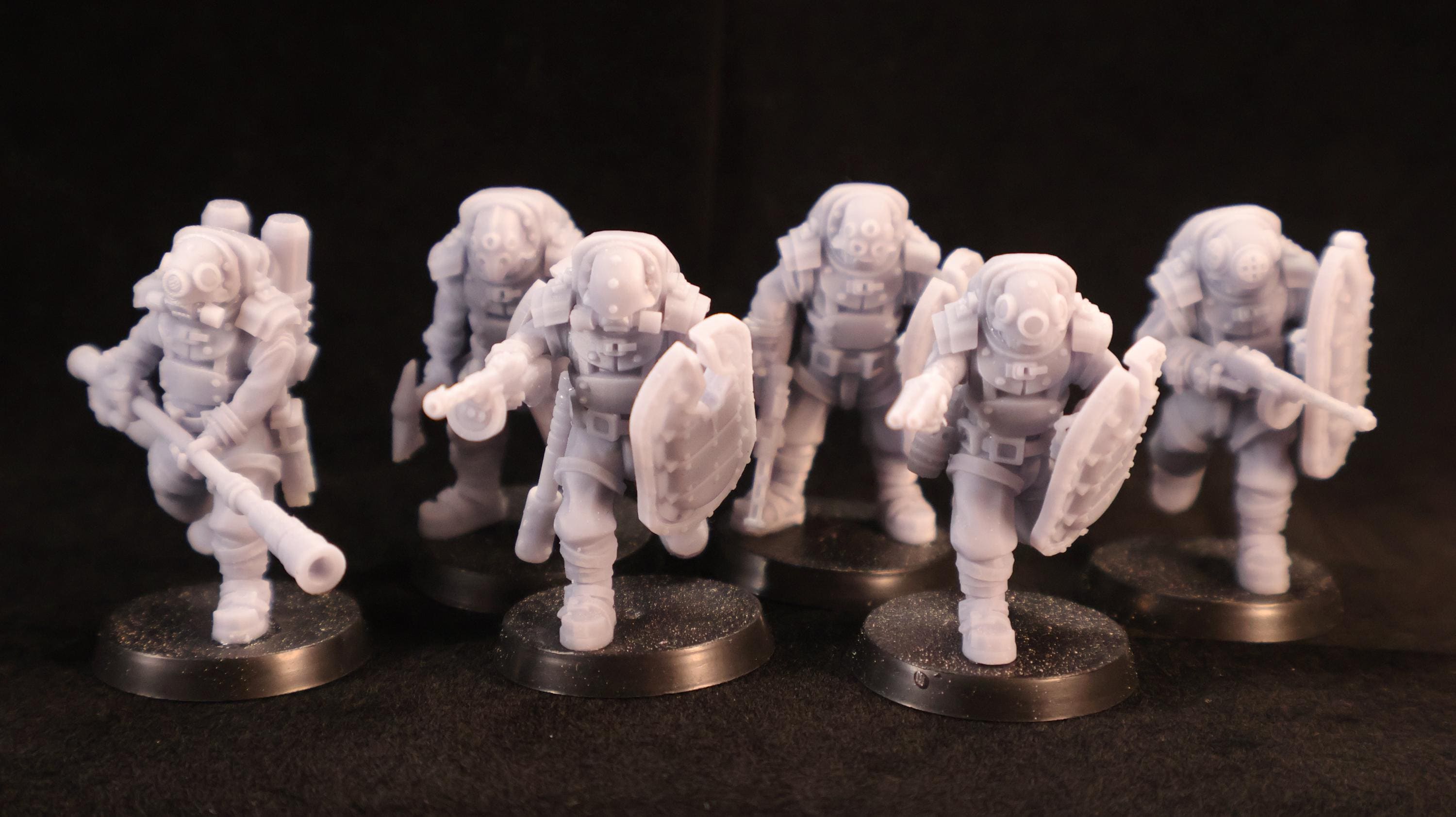 Abyssal Reavers - Grimdark Trench Proxy Miniatures - Reavers - 32mm Resin Minis - (Diceverse)