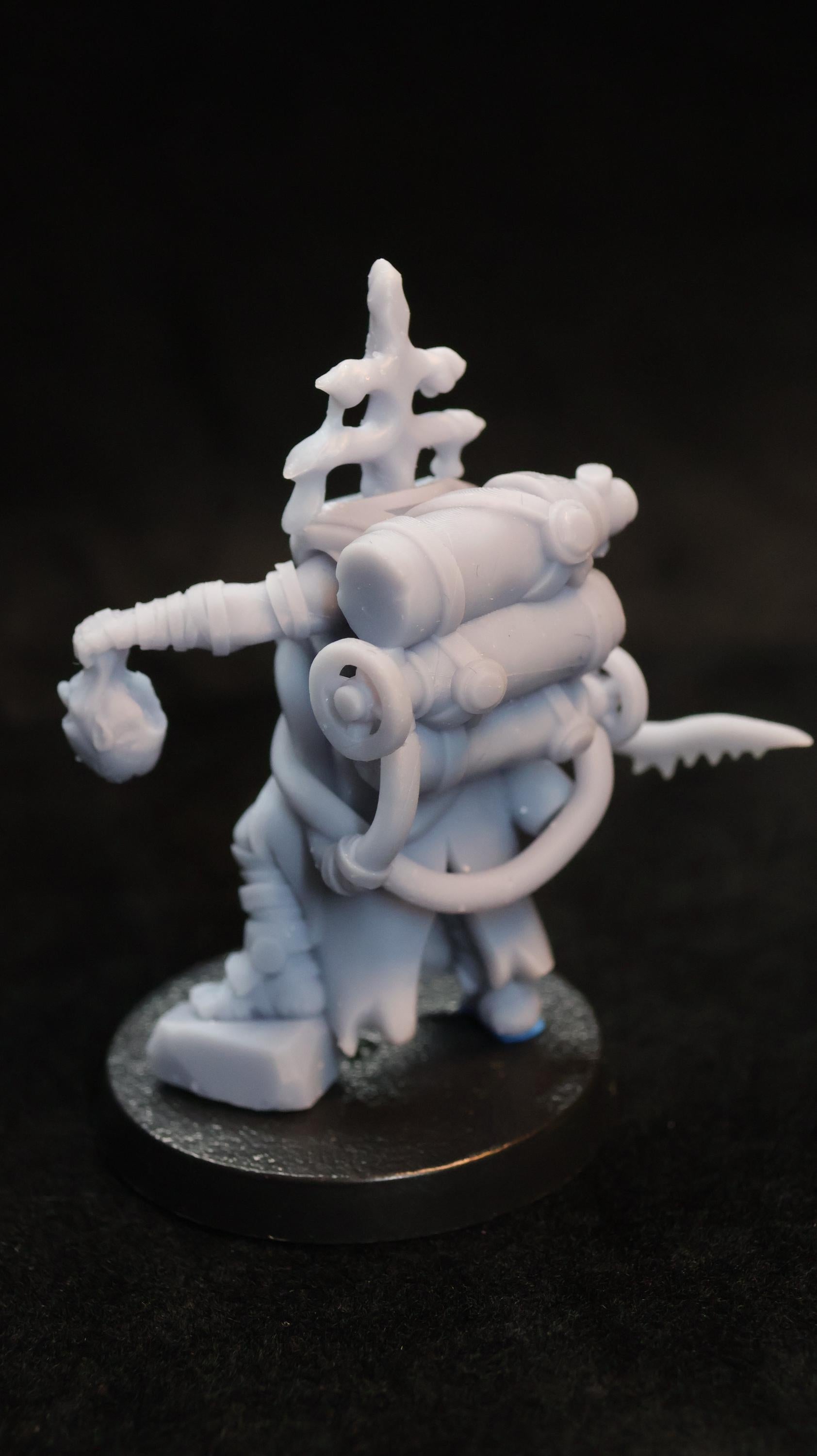 Abyssal Reavers - Grimdark Trench Proxy Miniatures - Dirge Chanter - 32mm Resin Minis - (Diceverse)