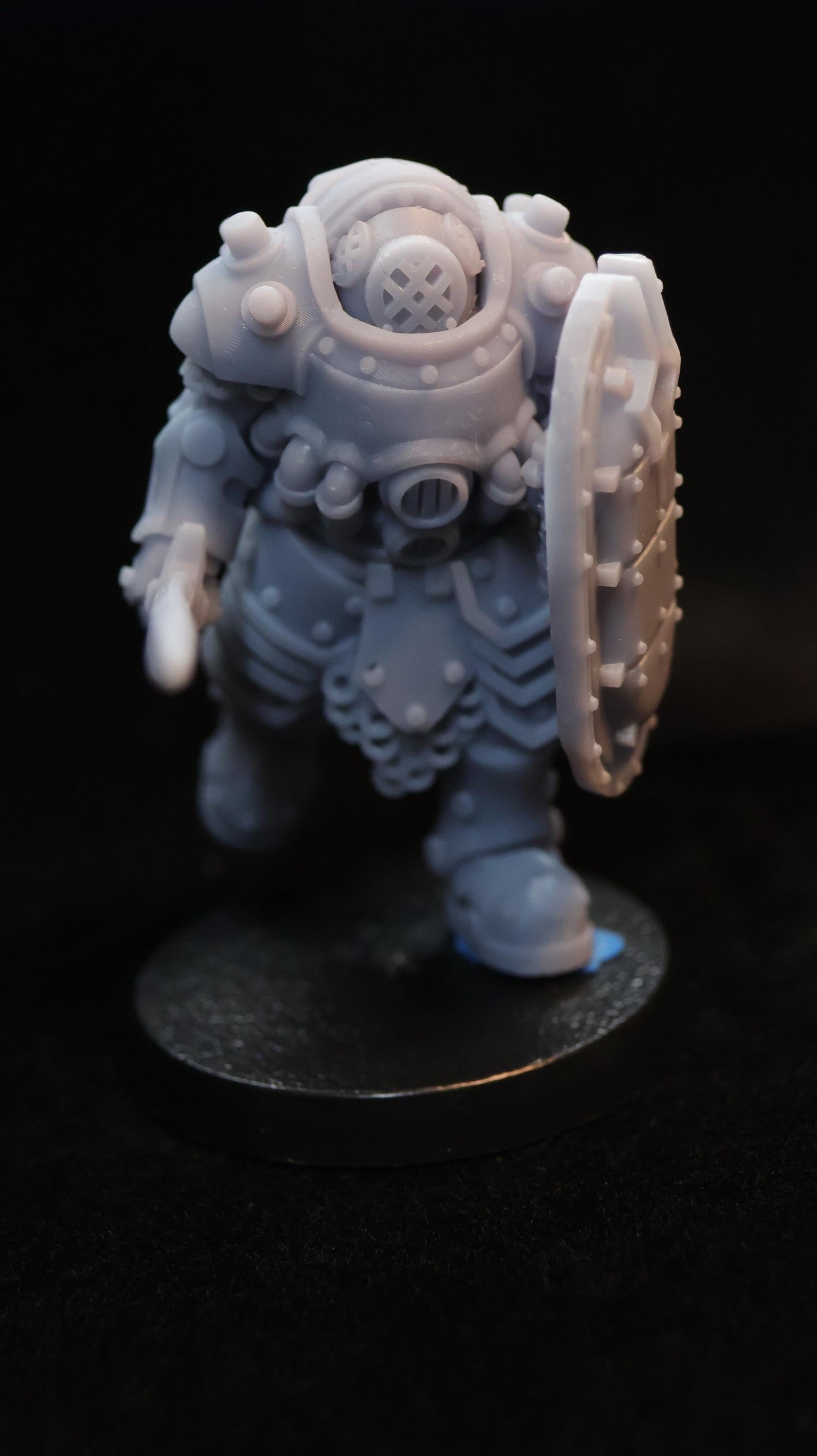 Abyssal Reavers - Grimdark Trench Proxy Miniatures - 2x Ironclad Reavers - 32mm Resin Minis - (Diceverse)