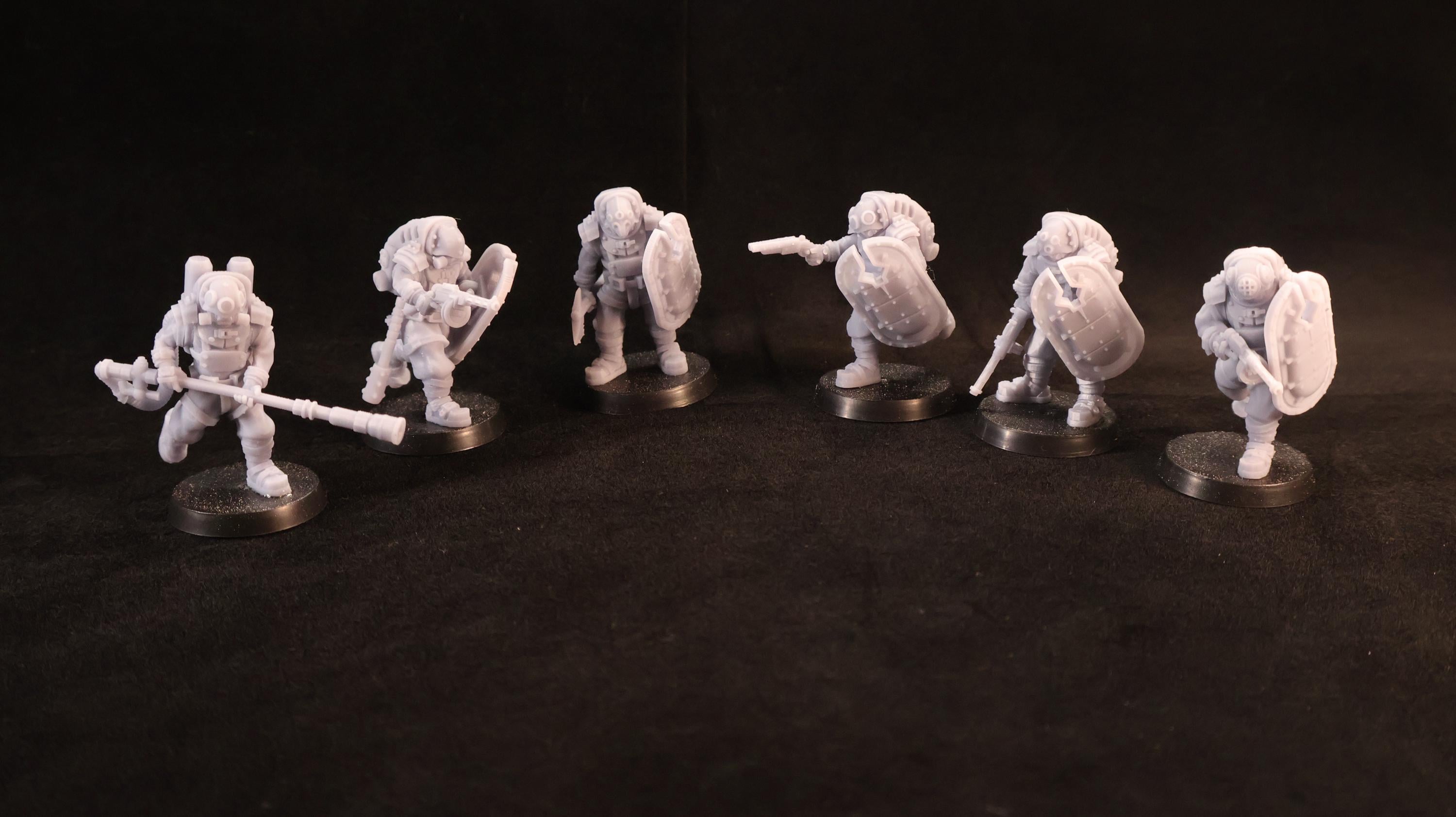 Abyssal Reavers - Grimdark Trench Proxy Miniatures - Reavers - 32mm Resin Minis - (Diceverse)